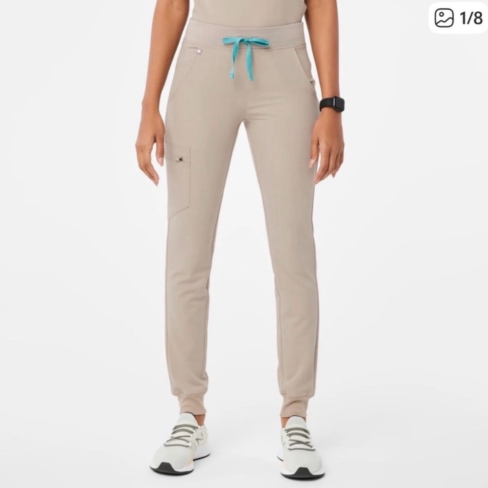 FIGS Zamora Scrub Pants